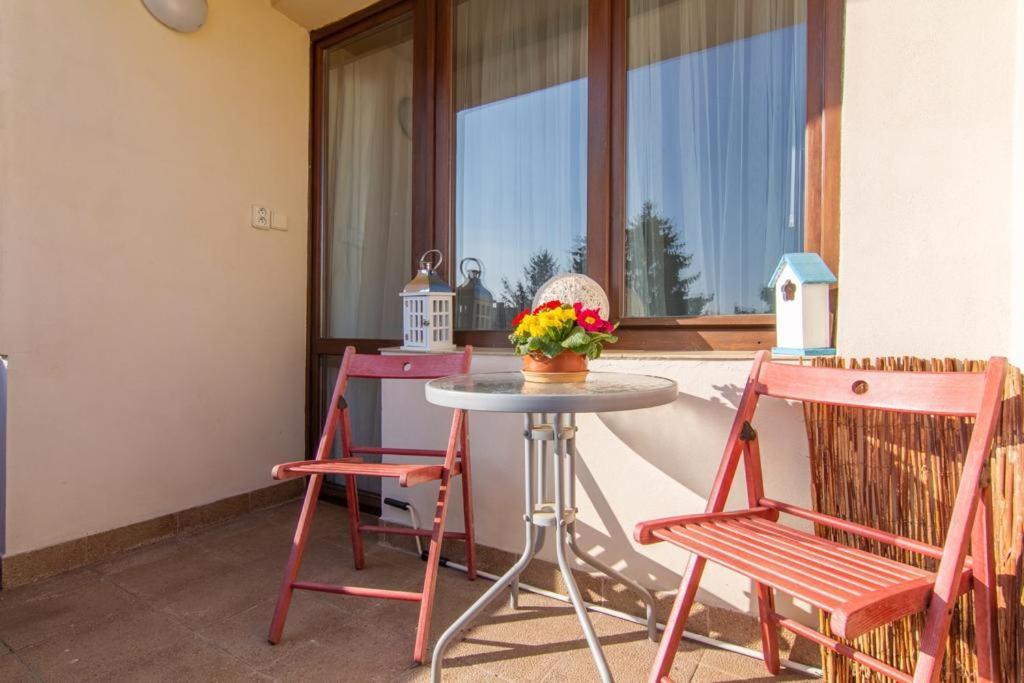 Apartman U Nas Doma Breclav Luaran gambar