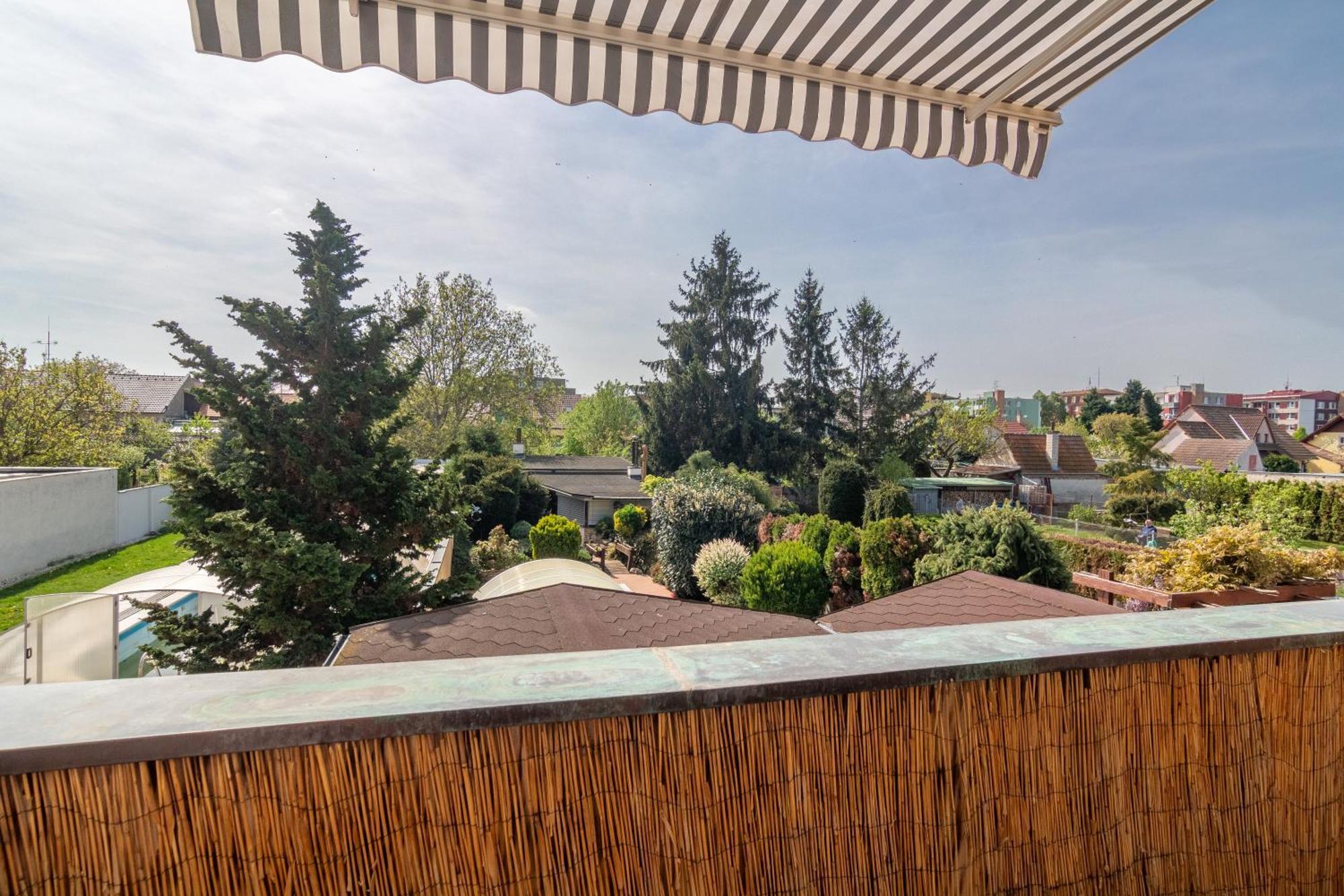 Apartman U Nas Doma Breclav Luaran gambar